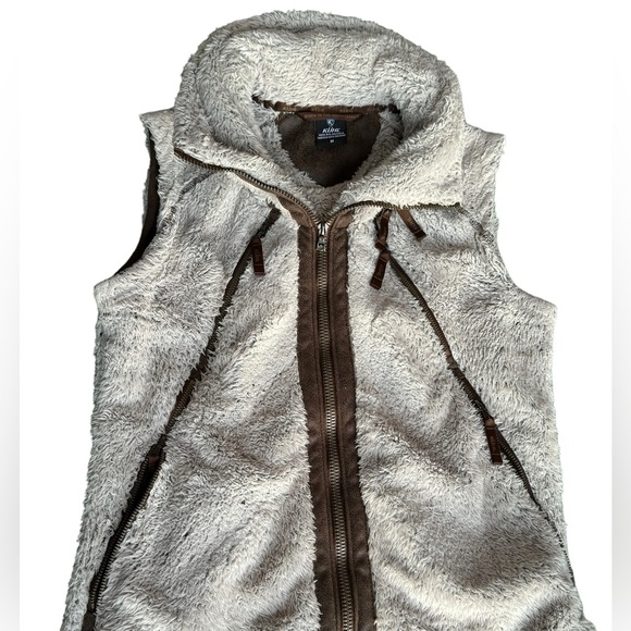 Kuhl ladies zip up soft fuzzy hooded outer ski vest size Medium - Picture 10 of 10